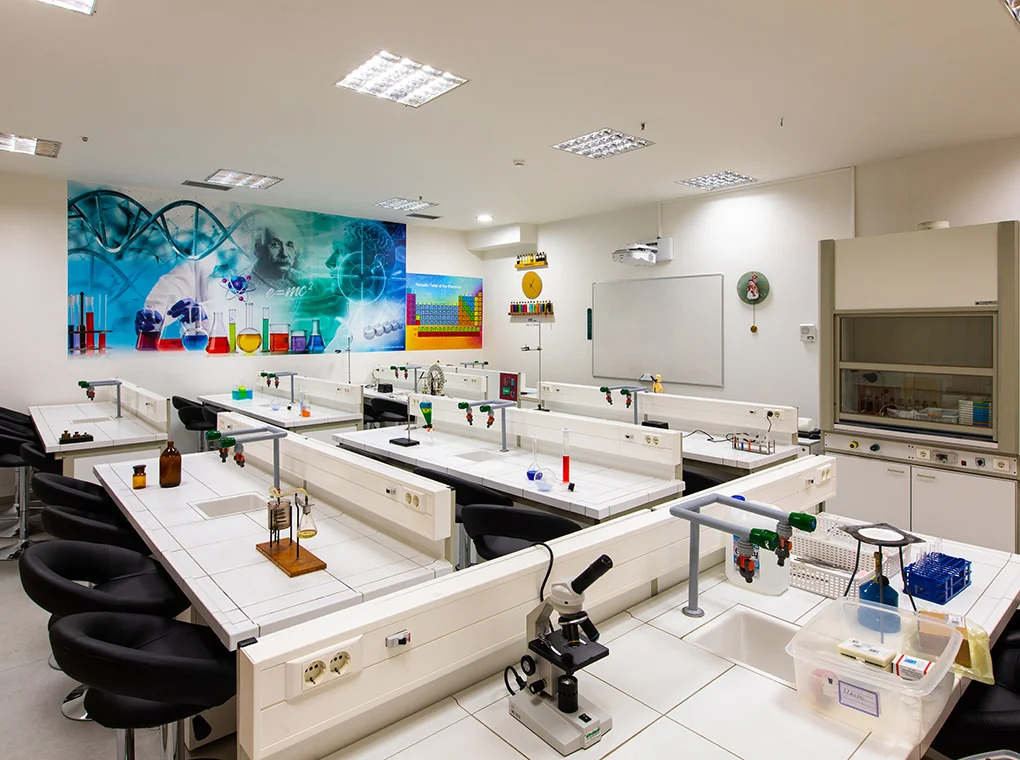 Οι εγκαταστάσεις μας 6