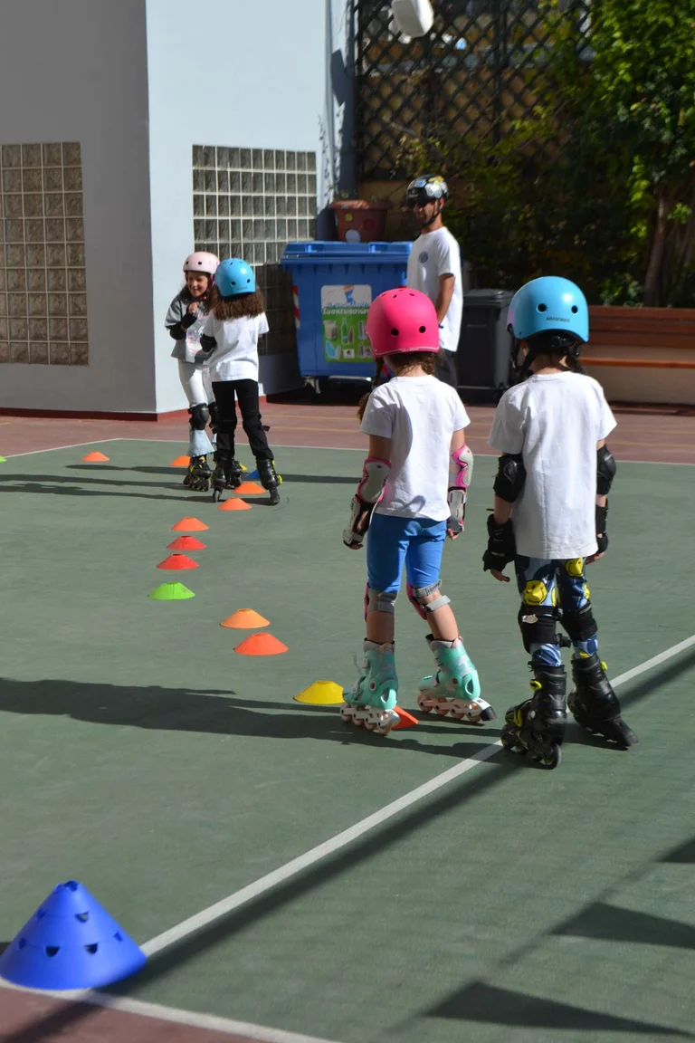 Πατινάζ με Ρόλερ (Roller Skating)